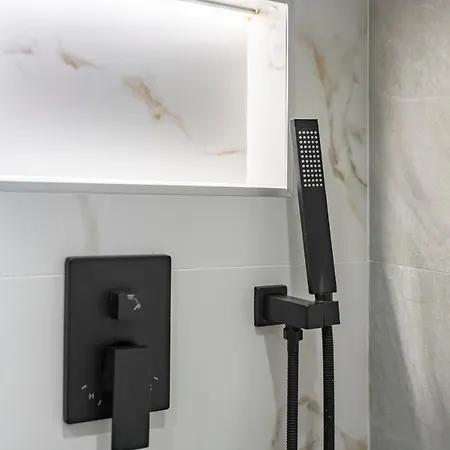 Appartement Monaco 5mn A Pied - Hypercentre - Ar *